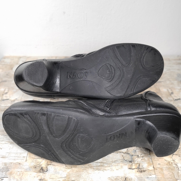 Naot Advance Ankle Bootie Black size 40 or 8.5 - Picture 4 of 4